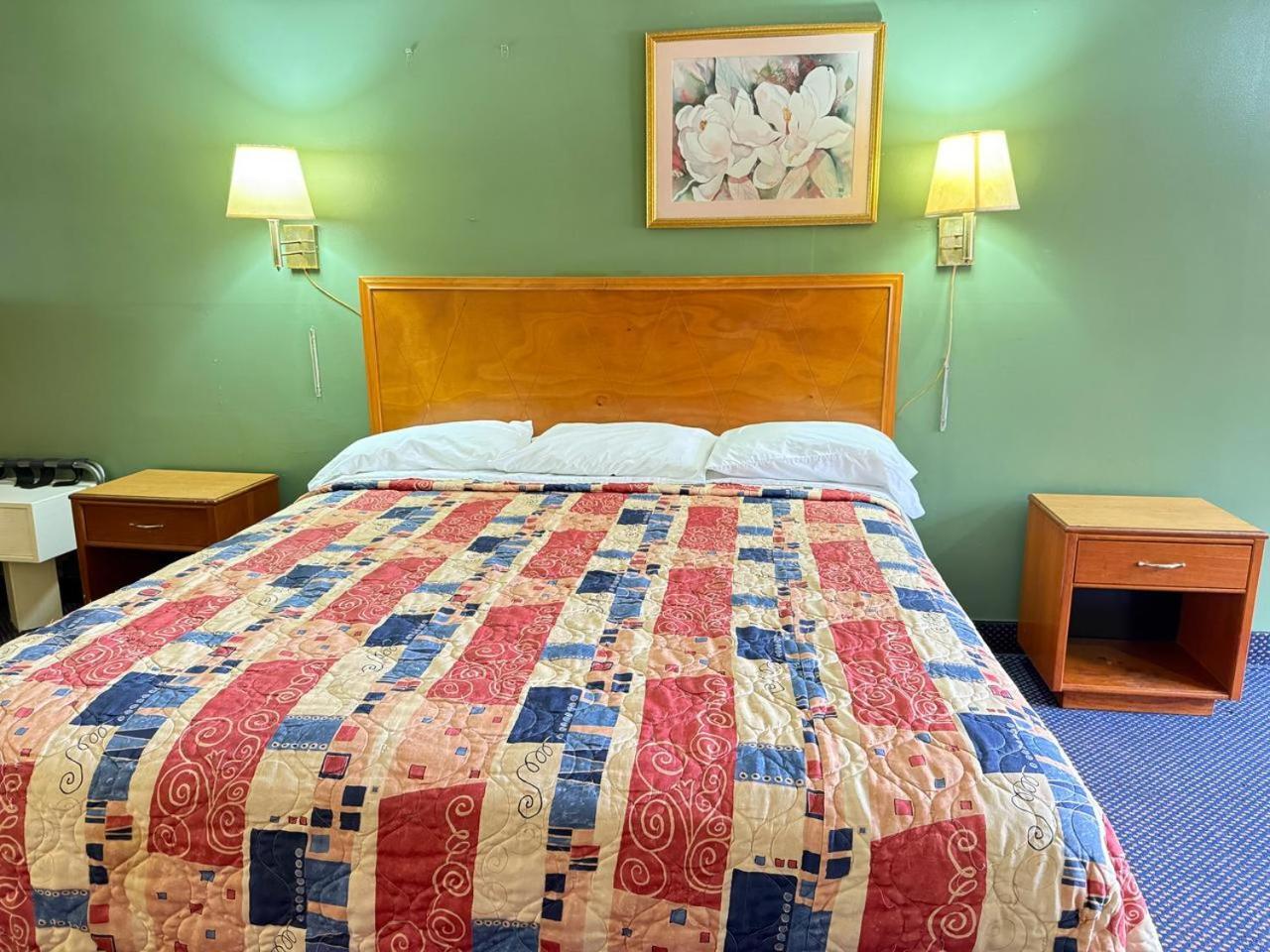 Relax Inn Хамптън Екстериор снимка