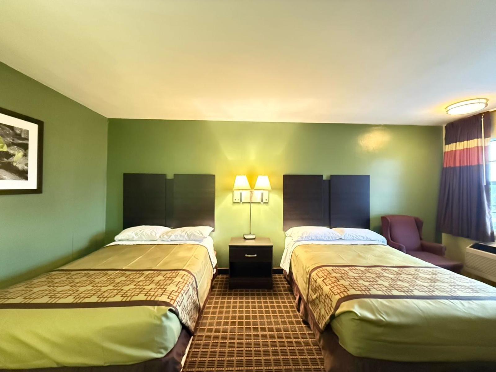 Relax Inn Хамптън Екстериор снимка